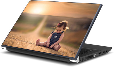 

Artifa Sweet Small Girl Vinyl Laptop Decal 15.6