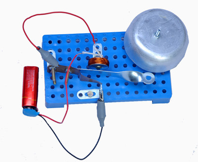 

Junior Scientist ELECTRIC BELL