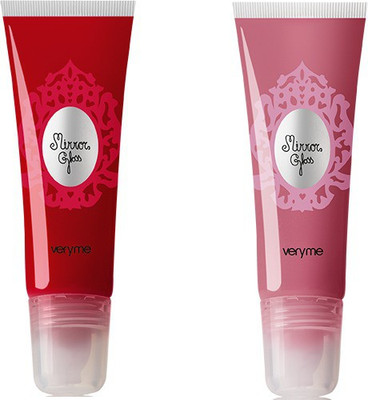 

Oriflame Sweden Lip glosses(20 ml, hot red, clover haze)