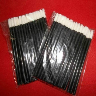 

Ushoppingcart Disposable Makeup Lip Brush Gloss Wands Applicator Perfect Make Up Tool(Black, 6 g)