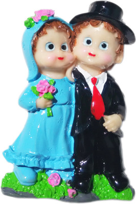 

Kolossalz Small Cute Couple Fridge Magnet Pack of 1(Multicolor)
