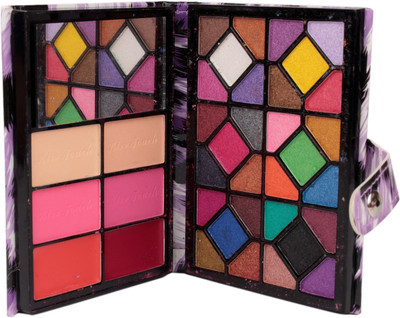 

Kiss Touch Amazing Series Makeup Kit