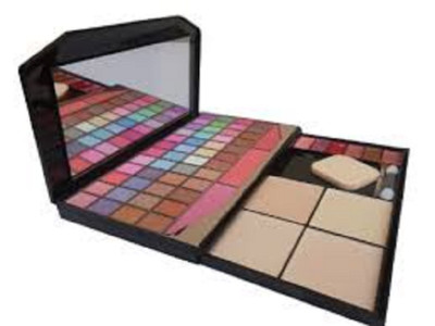 

TYA Eyebrow Kit with Stencil