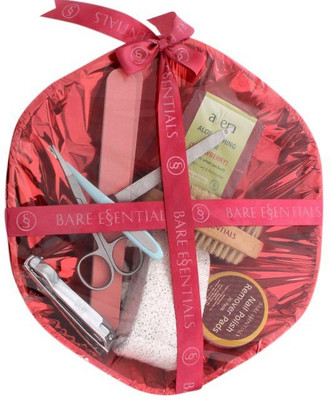 

Bare Essentials Manicare Gift Pack(Set of 1)