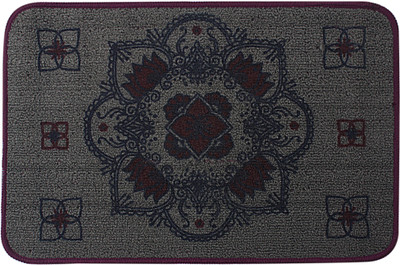 

Saral Home Polyester Door Mat(Grey