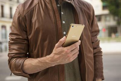 Sony Xperia M5 Dual (Gold, 16 GB) 