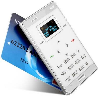 AIEK M3 (White) 