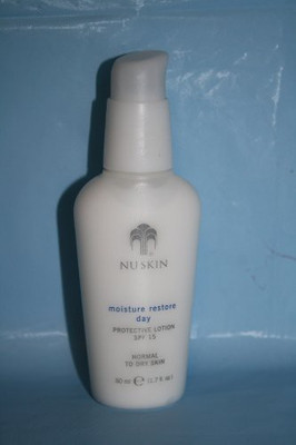 

Nu Skin NuSkin Nutricentials Moisture Restore Day Protective Lotion SPF 15 (Normal to Dry)(51 ml)