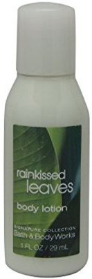 

Bath & Body Works rainkissed leaves body lotion(600 ml)