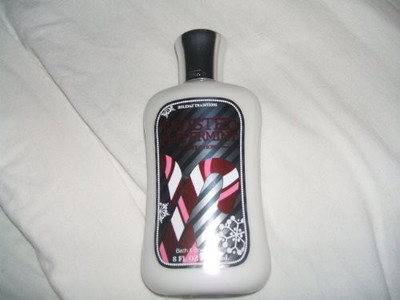 

Bath & Body Works holiday traditions twisted peppermint body lotion -(240 ml)