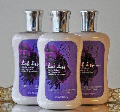 

Bath & Body Works Signature Collection Body Lotion Dark Kiss 3Pk.(240 ml)