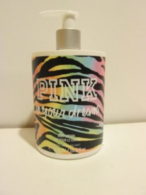 

Victoria's Secret New for 2012 Pink in Your Dreams Body Lotion with White Daisy and Chantilly Lotion(507 ml)