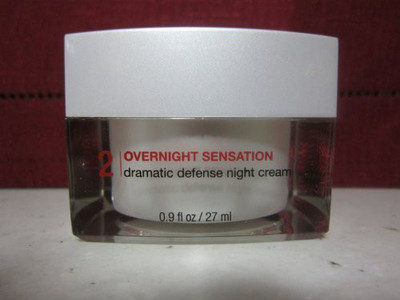 

Jabot Overnight Sensation Dramatic Defense Night Cream(270 ml)