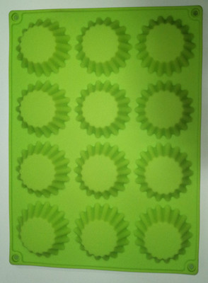 

CAKE DECOR 12 - Cup Cupcake/Muffin Mould(Pack of 1)