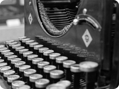 

SYL typewriter Mousepad(Multicolor)