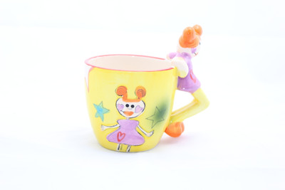 Aarzool Gal Shape Design Porcelain Mug, Yellow