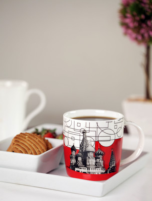 

Chrome Printed Red 2673 Bone China Mug(350 ml)