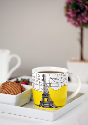 

Chrome Printed Yellow 2673 Bone China Mug(350 ml)