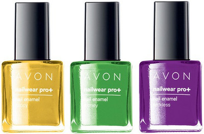 

Avon Nailwear Pro+ nail Enamel (set of 3 of 8 ml each) saucy, money, reckless