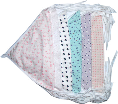 

NammaBaby V Shape Triangle Nappy, White