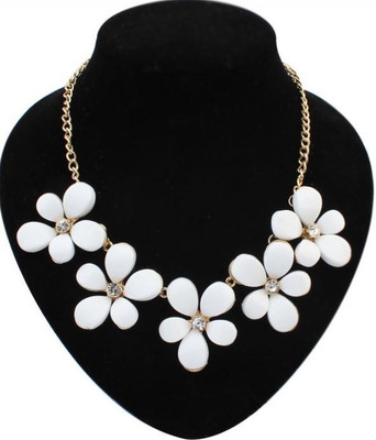 

Insia Flirty Floral Enamel Plated Alloy Necklace
