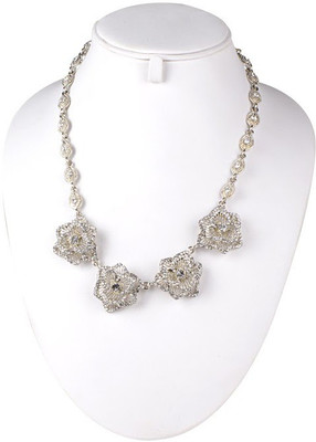 

Misshruts Metal Necklace