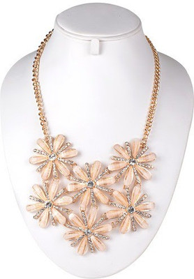 

Misshruts Metal Necklace