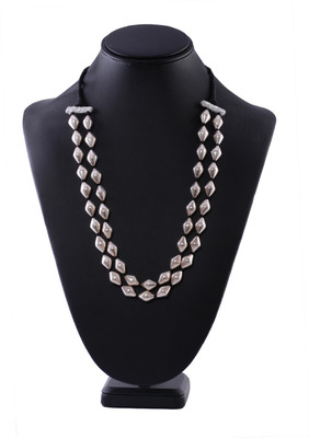

Silvery Silver Necklace