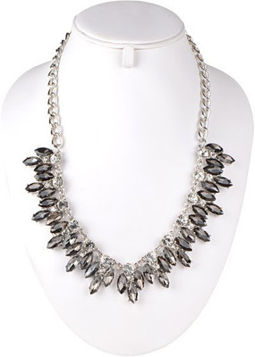 

Misshruts Metal Necklace