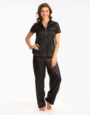 

PrettySecrets Women Solid Black Top & Pyjama Set