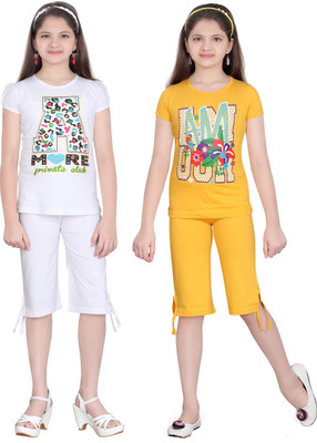 

Sini Mini Girls Casual Top Capri(Multicolor, Multi color