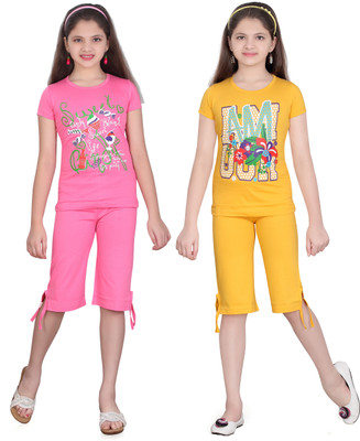 

Sini Mini Girls Casual Top Capri(Multicolor, Multi color