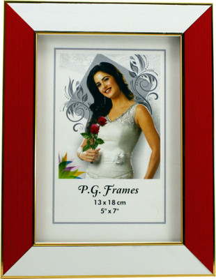 

Indianara Wood Photo Frame(Red, White, 1 Photos)