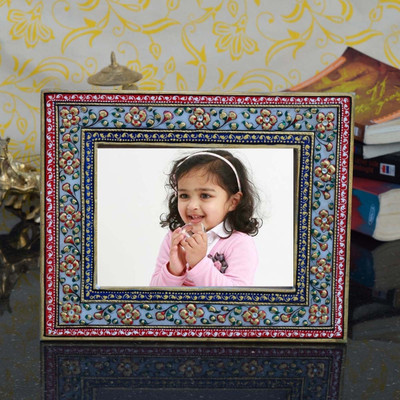 

eCraftIndia Stoneware Photo Frame(Red, Gold, 1 Photos)