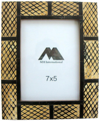 

MH MDF Photo Frame(Brown, 1 Photos)