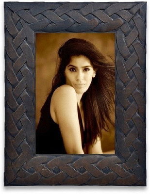

Anjalis MDF Photo Frame(Brown, 1 Photos)