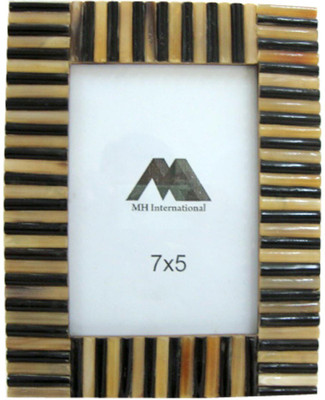 

MH MDF Photo Frame(Grey, Black, 1 Photos)
