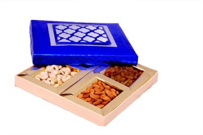 

Skylofts Dry Fruits & Chocolate Diwali Combo Almonds, Raisins, Cashews(300 g, Festive Gift Box)