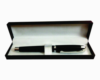 

Kern Beig Elegantly Crafted Ball Pen