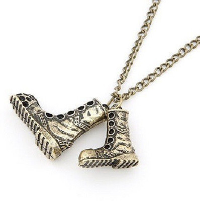 

Girlz! Alloy, Metal