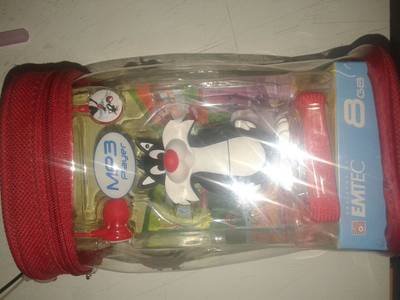 Emtec EMTEC USB MP3 Player 8GB Sylvester pendrive 8 GB Pen Drive