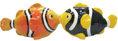 

Westland Giftware Mwah Magnetic Clown Fish Salt And Pepper Shaker Set