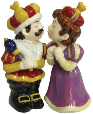 

Westland Giftware Mwah Magnetic King And Queen Salt And Pepper Shaker Set