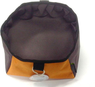 

Snug Hug Square Cotton Pet Bowl(1.1 Multicolor)