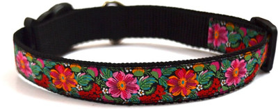 

That Dog in Tuxedo The Black Dahlia Dog Everyday Collar(, BLACK