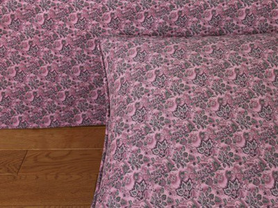 

Donna Sharp, Inc Filled Size Pillow Protector