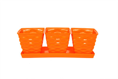 

Planters ORANGE DIAMOND POTS (PACK OF 3) WITH TRAY Plant Container Set(Pack of 4, Plastic)