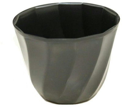 

VAYDASHI 5" Solitaire Pots / Planters Hobby Home Office Flower Vasa Black Colour (Set of 3 pcs) Plant Container(Plastic, External Height - 10 cm)