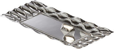 

Episode Tray