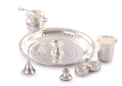 

Ojas Tabak Set Silver Plated(8 Pieces, Silver)